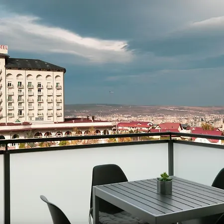 Dominium Grand Hill Apartamento *